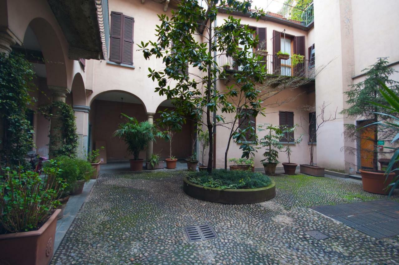Fancy Blue Duomo Duplex Apartement 밀라노 외부 사진
