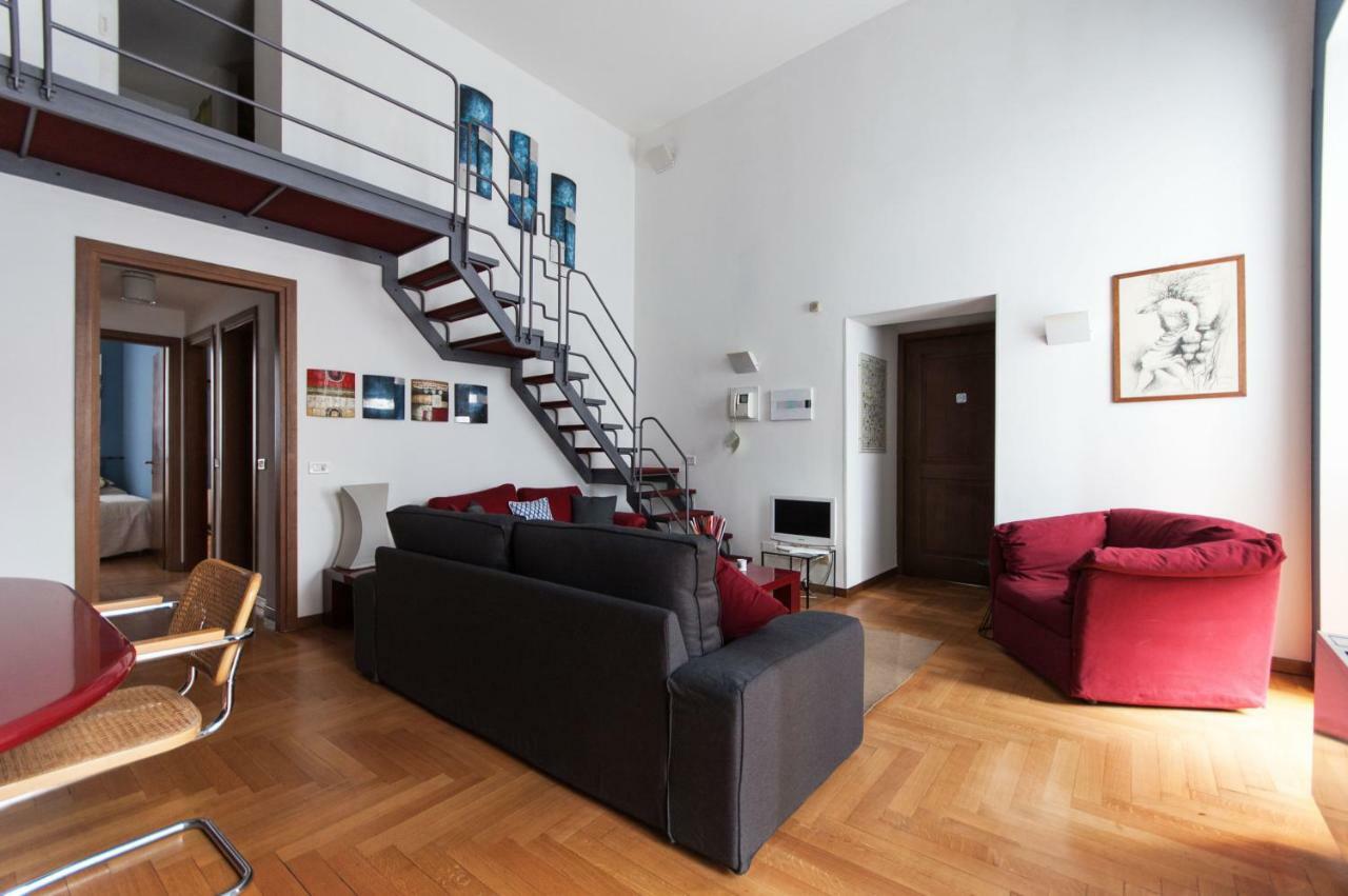 Fancy Blue Duomo Duplex Apartement 밀라노 외부 사진