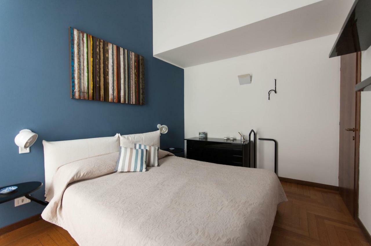 Fancy Blue Duomo Duplex Apartement 밀라노 외부 사진