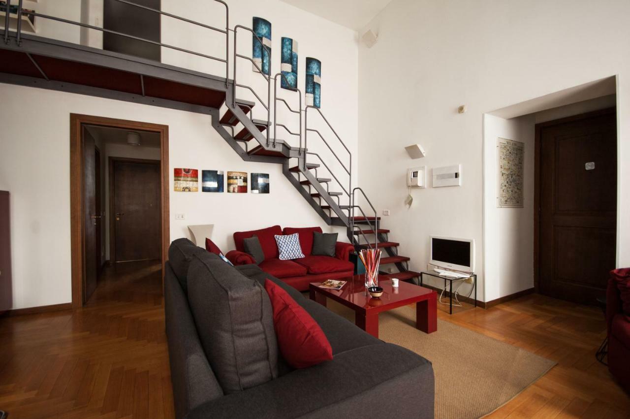 Fancy Blue Duomo Duplex Apartement 밀라노 외부 사진
